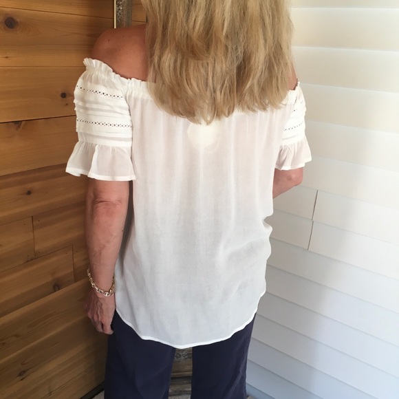 ‼️SOLD‼️PEASANT TOP - Picture 8 of 8